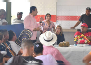 Consejo Comunal con la Comunidad de la Vereda el ZIGZAG En la Sierra Nevada