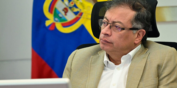 Gobierno Nacional y gremios acuerdan diseñar e implementar medidas para reducir precios de alimentos.