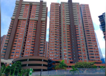Mujer Cayó del Piso 27 de un Edificio de Itagüí