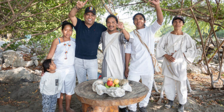 CARLOS PADILLA ESCUCHA A LAS COMUNIDADES INDÍGENAS
