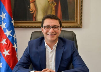 Carlos Caicedo salió bien librado en la Audiencia sobre el Caso de la Megabiblioteca de Santa Marta.