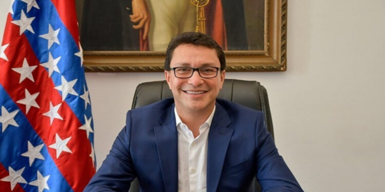 Carlos Caicedo salió bien librado en la Audiencia sobre el Caso de la Megabiblioteca de Santa Marta.