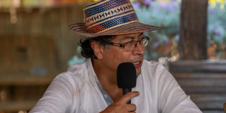 Petro Gobernará una Semana Desde La Guajira