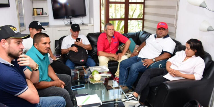 Mandatario municipal lidera reunión con representantes de Palmor