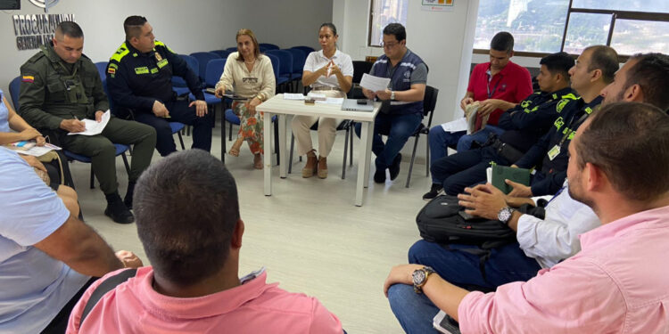 La Procuradora Provincial Convocó al Gobierno Municipal para Verificar los Compromisos con los líderes Campesinos de la Sierra Nevada.