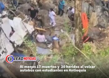 Al menos 17 muertos y 20 heridos al volcar autobús con estudiantes en Antioquia